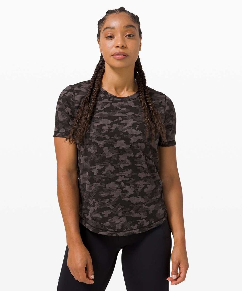 Lululemon Heritage Camo Short Sleeve Womens 4 Black Mocha Crew Neck Logo
